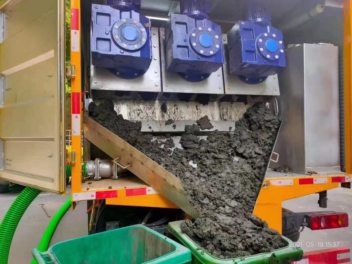 丹棱化粪池清掏城市维护站-泥浆净化干湿分离处理